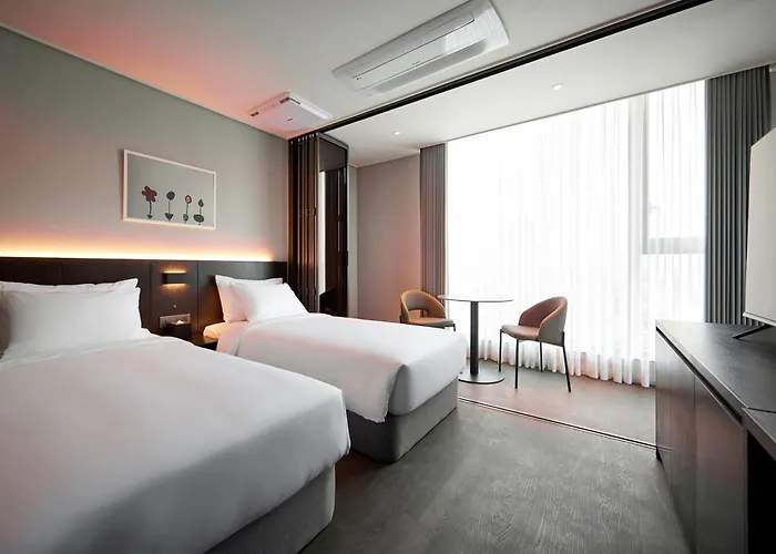 Hotel Homes Myeongdong 3*