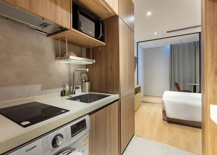 Homes Myeongdong 3*