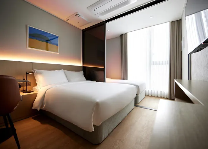 Homes Myeongdong 3*